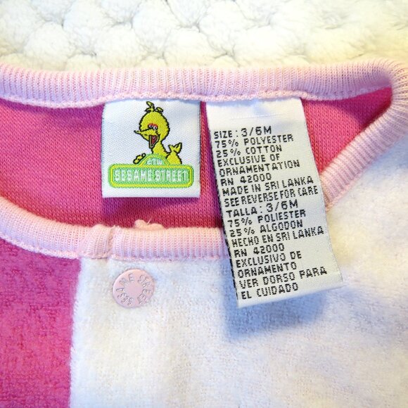 Sesame Street Pink Footie Pajamas/Romper 3/6 months - Picture 3 of 8